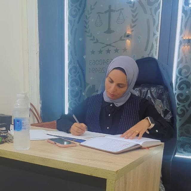 شعار المحامية دعاء محمد أحمد